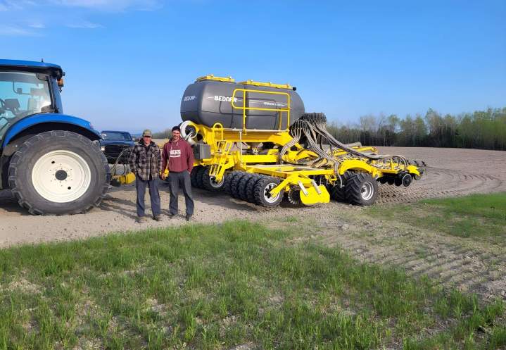 Vente de machinerie agricole Laterrière